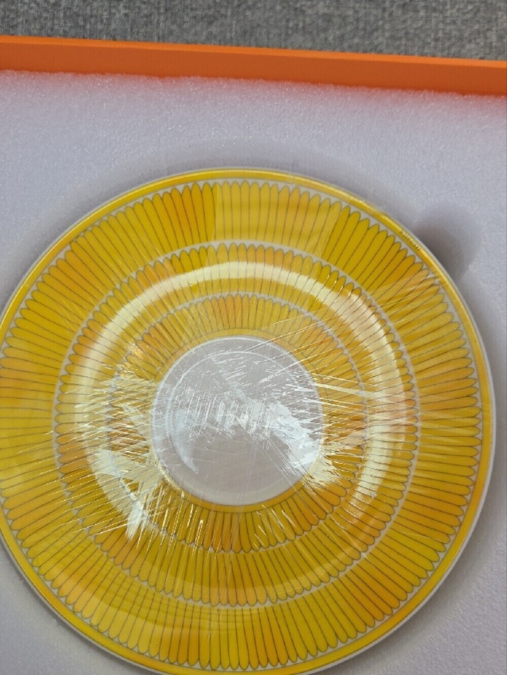 New Hermes Soleil Set Of 2 Tea Cups With Saucers READ DESCRIPTION - Picture 7 of 11